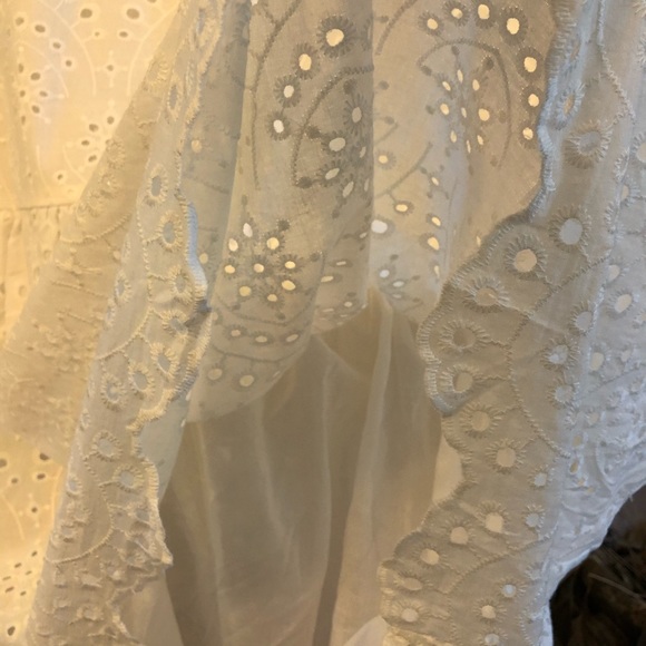 WHITE EYELET DRESS - Picture 8 of 9